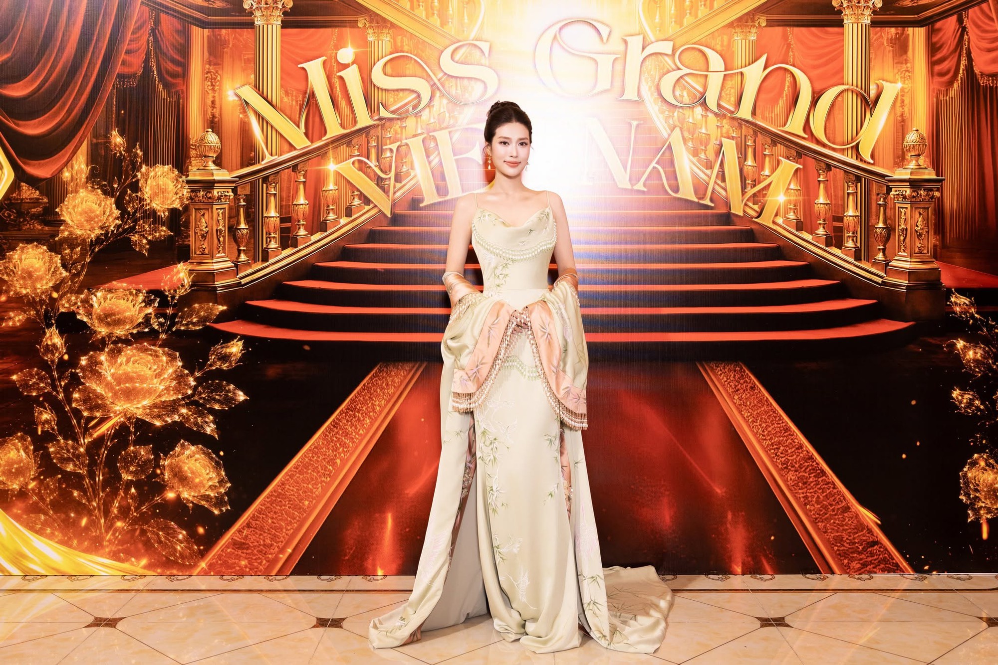 B&aacute;n kết Miss Grand Vietnam 2026: Th&iacute; sinh mang trăn, 