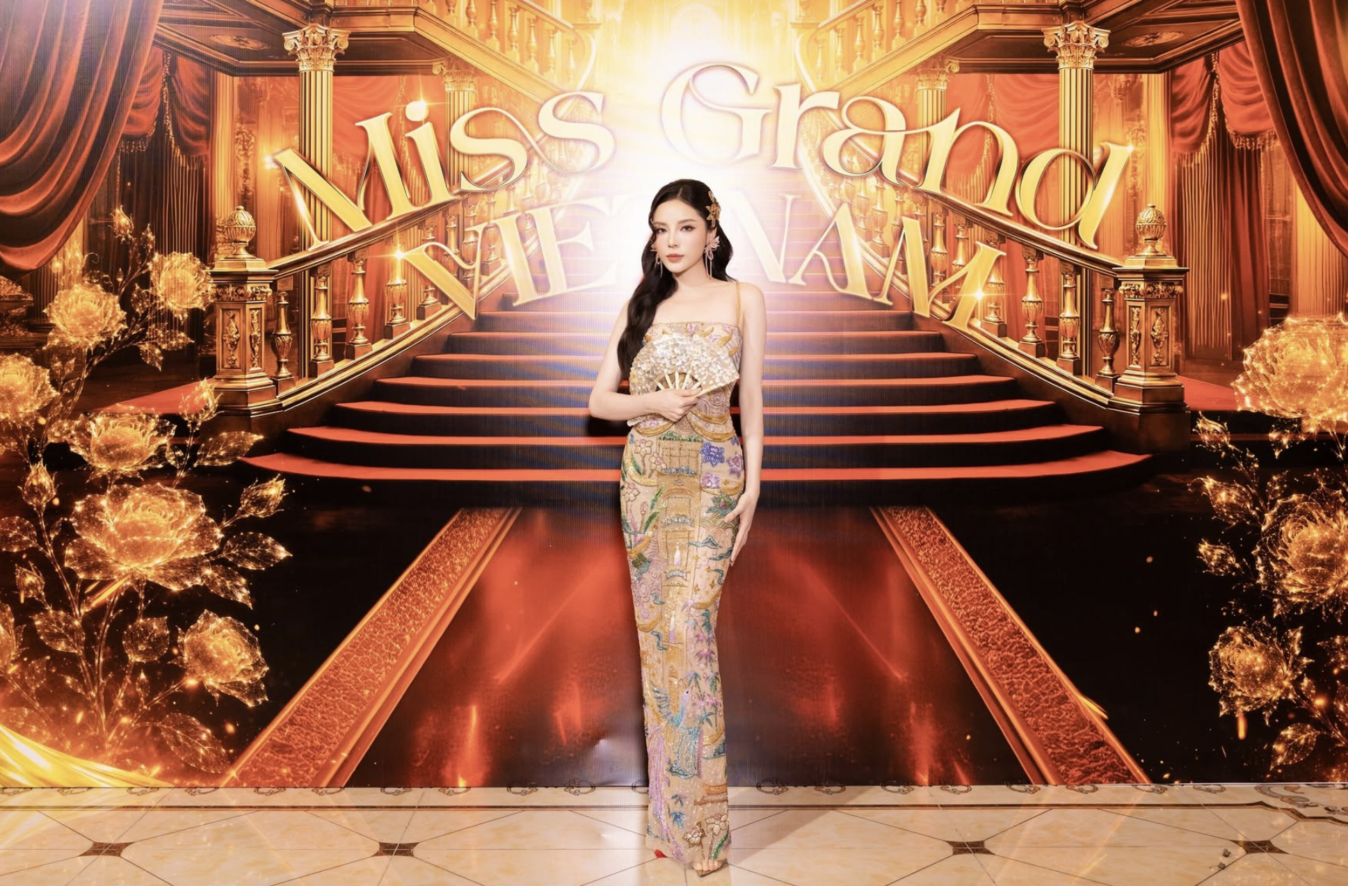 B&aacute;n kết Miss Grand Vietnam 2026: Th&iacute; sinh mang trăn, 