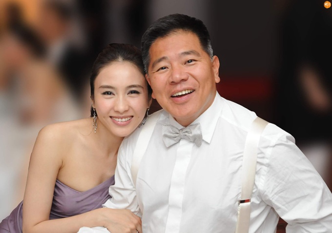 Kh&ocirc;ng d&aacute;m tin đ&acirc;y l&agrave; nhan sắc hiện tại của mỹ nh&acirc;n cưới tỷ ph&uacute; t&agrave;n tật, rũ bỏ qu&aacute; khứ l&agrave;m 