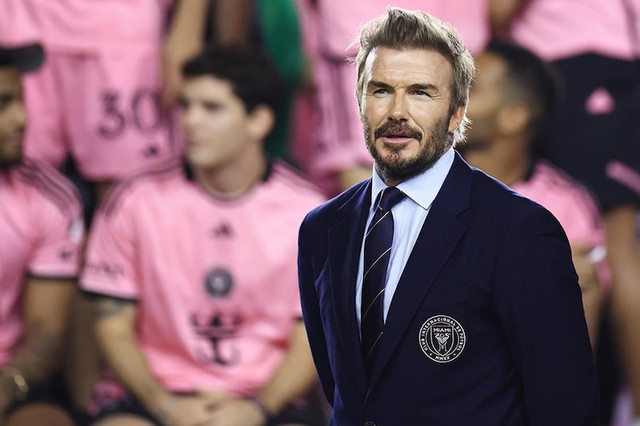 Th&agrave;nh c&ocirc;ng của David Beckham kh&ocirc;ng chỉ từ b&oacute;ng đ&aacute; m&agrave; c&ograve;n từ hợp đồng 9 ngh&igrave;n tỷ - Ảnh 2.