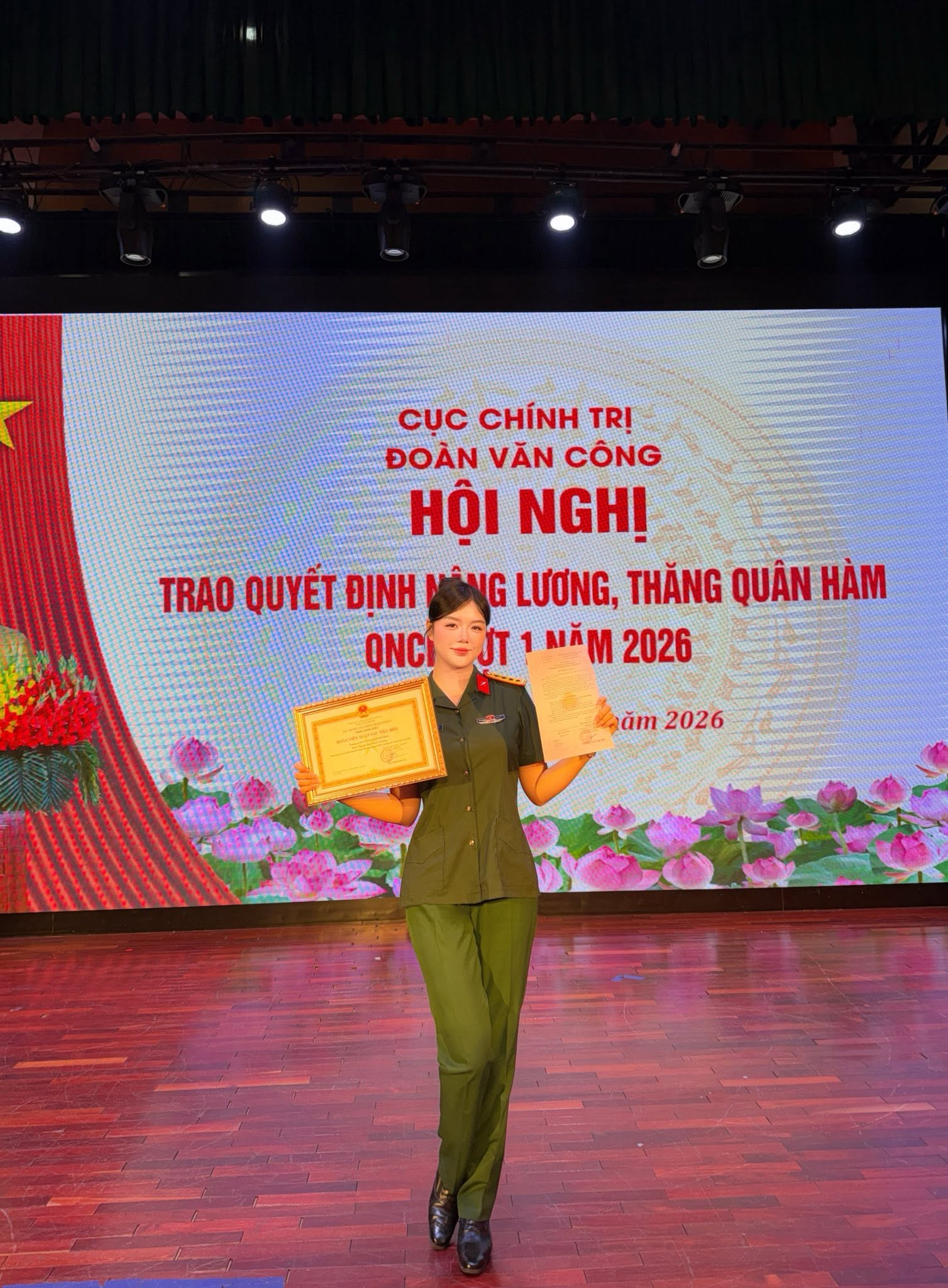 Ng&ocirc; L&acirc;m Phương: Cuộc sống mới của Đại &uacute;y QNCN v&agrave; chuyện t&igrave;nh cảm th&uacute; vị năm 2026 - Ảnh 4.