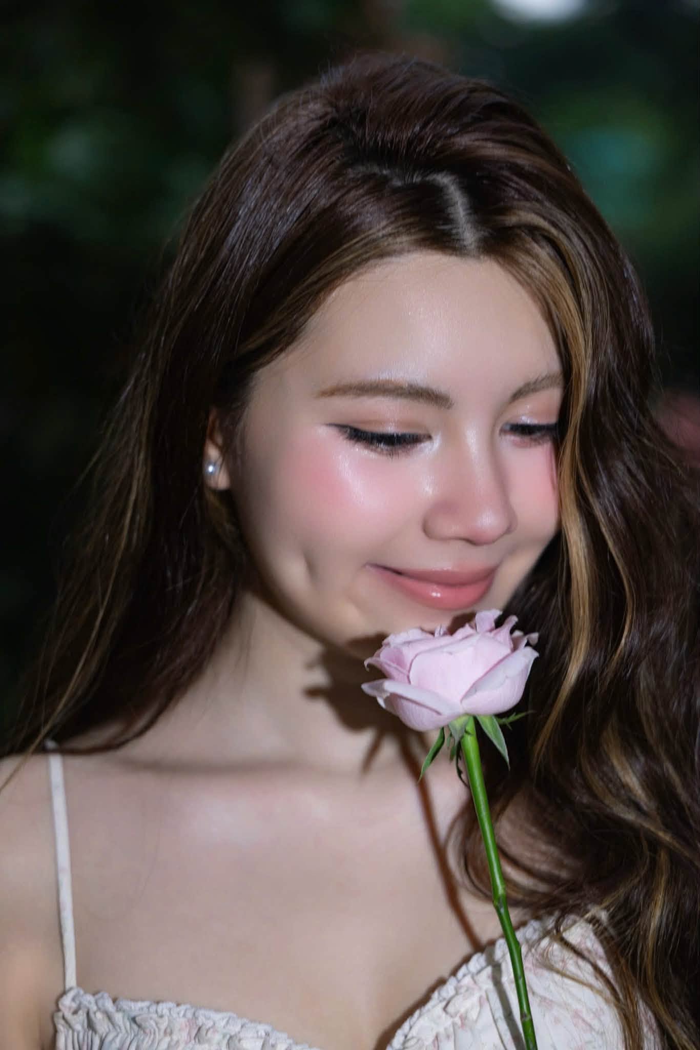 Hạt Dẻ 18 tuổi: Visual ngọt ng&agrave;o v&agrave; lời ch&uacute;c x&uacute;c động từ mẹ - Ảnh 1.