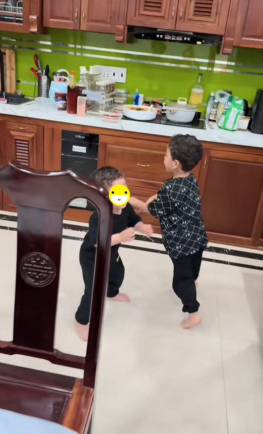 Căn nhà ở quê của Xuân Son: Thiết kế hiện đại và không gian sống lý tưởng - Ảnh 6. Căn nhà ở quê của Xuân Son: Thiết kế hiện đại và không gian sống lý tưởng - Ảnh 6.