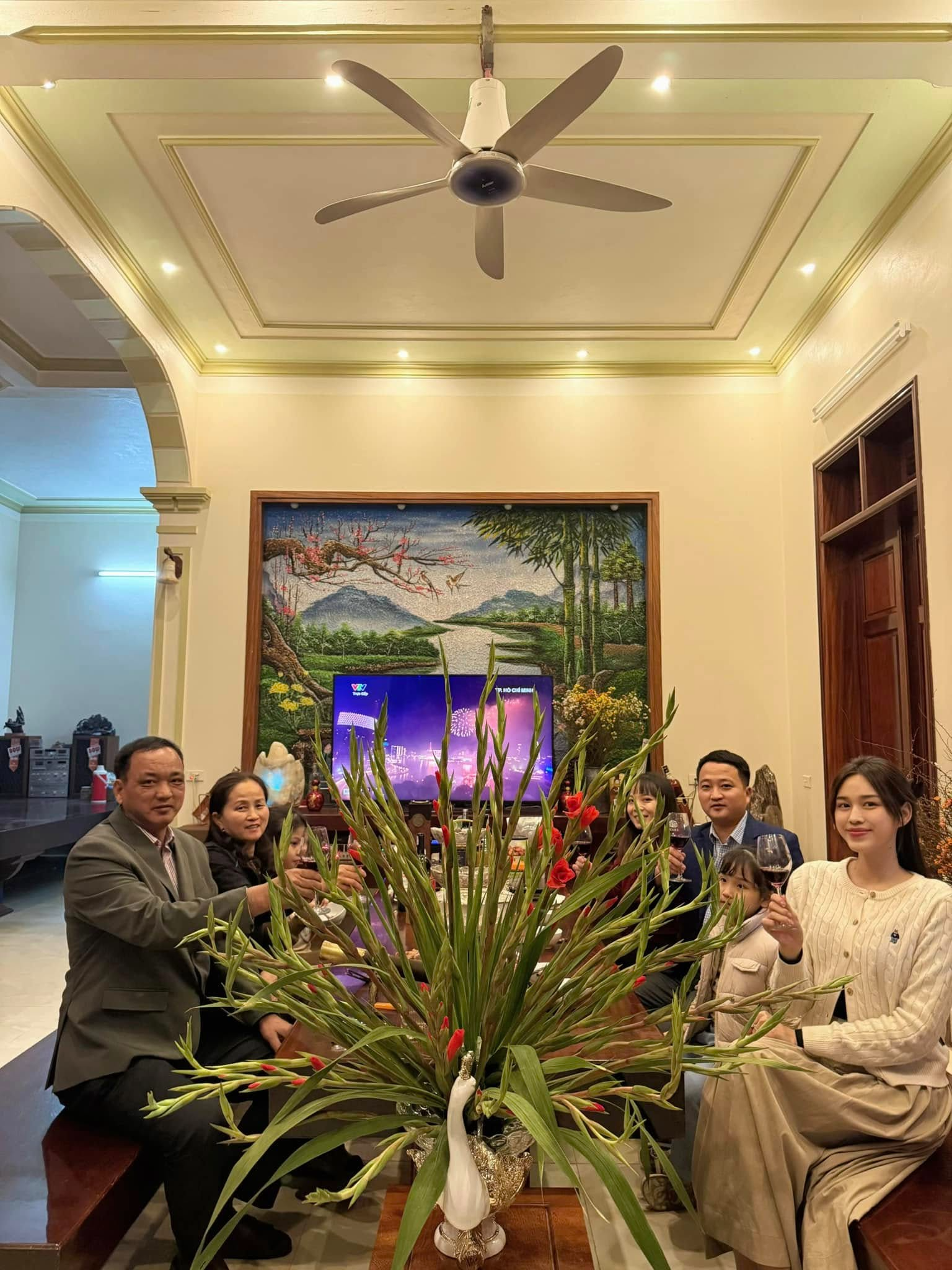 Căn nhà ở quê của Đỗ Thị Hà: Nét duyên dáng của nàng hậu tại thanh hóa - Ảnh 12. Căn nhà ở quê của Đỗ Thị Hà: Nét duyên dáng của nàng hậu tại thanh hóa - Ảnh 12.