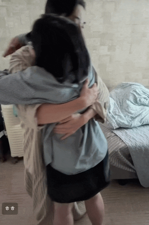 B&aacute;n hai căn nh&agrave; cứu chồng mắc ung thư hiếm gặp: 