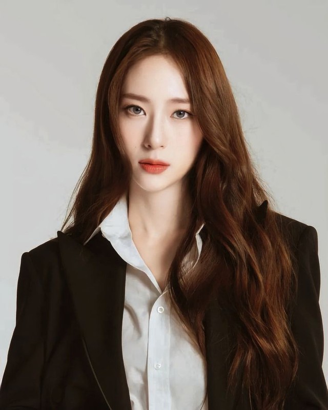 6 tổ hợp kỳ quan của showbiz: Chị em BLACKPINK cạnh nhau l&agrave; h&oacute;a thần, cặp kế thừa di sản nhan sắc sẽ c&ograve;n b&ugrave;ng nổ- Ảnh 2.