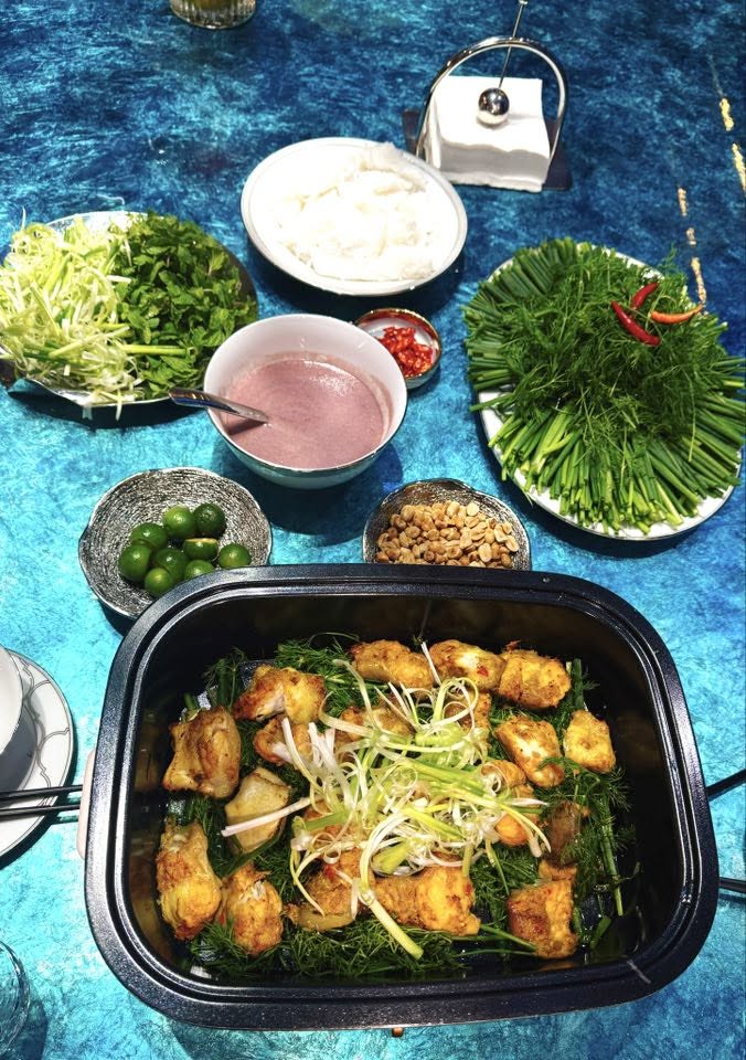 Phương Oanh một m&igrave;nh chăm cặp song sinh vẫn tự tay nấu ăn: Nh&igrave;n m&acirc;m cơm thấy độ tỉ mỉ - Ảnh 13.