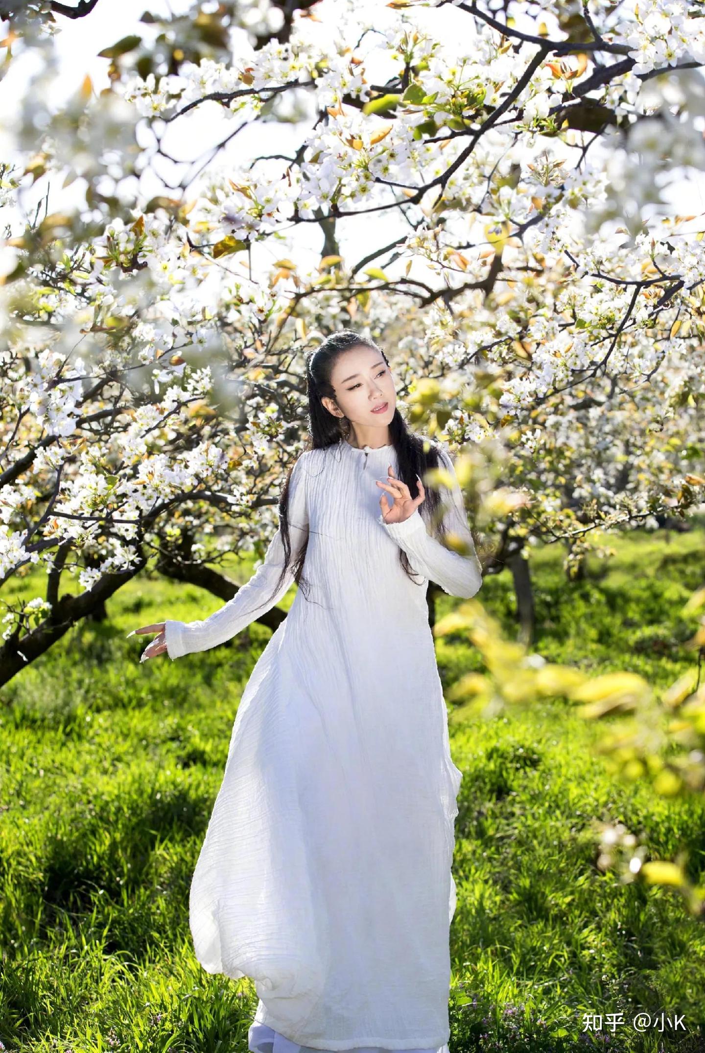 Nữ diễn vi&ecirc;n Anh Hùng Xạ Đi&ecirc;u 30 năm kh&ocirc;ng ăn cơm, kh&ocirc;ng d&aacute;m sinh con để giữ g&igrave;n nhan sắc - Ảnh 7.