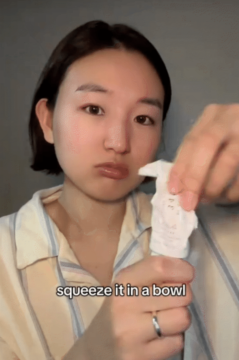 C&ocirc; n&agrave;ng H&agrave;n Quốc chấm 10/10 cho tu&yacute;p kem dưỡng n&agrave;y, nhưng c&aacute;ch c&ocirc; b&ocirc;i kem mới l&agrave; 