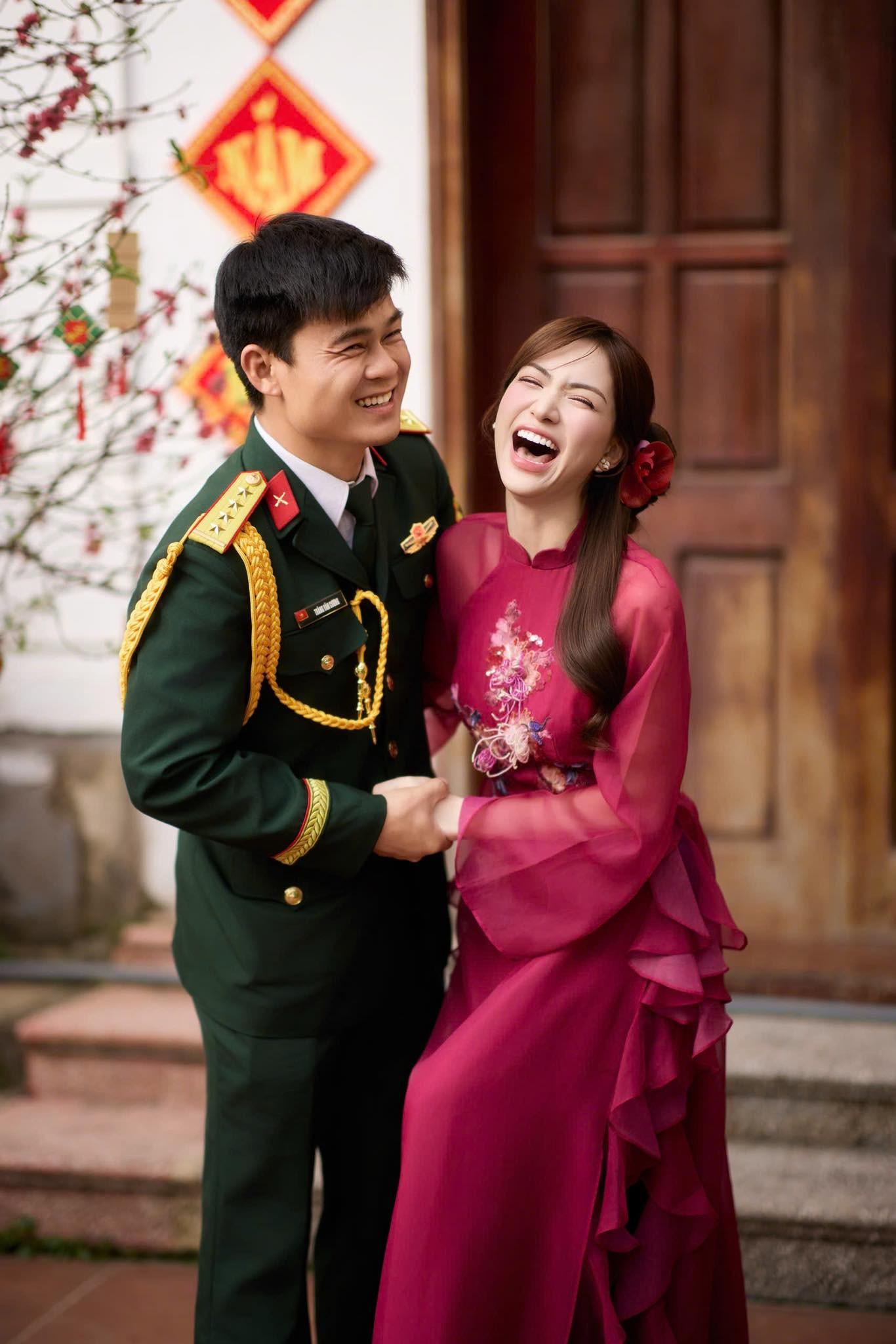 B&iacute; ẩn của H&ograve;a Minzy v&agrave; chồng Đại u&yacute;, người d&acirc;n tộc S&aacute;n D&igrave;u - Ảnh 5.