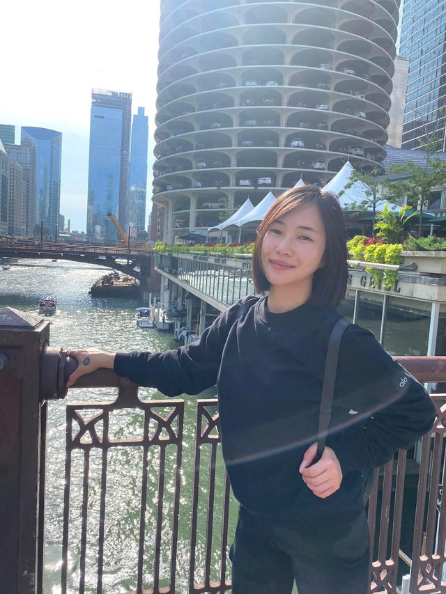 Nữ ca sĩ qu&ecirc; Nghệ An từng bỏ showbiz đi Mỹ du học, trải qua trầm cảm, nhan sắc hiện tại g&acirc;y bất ngờ - Ảnh 5.
