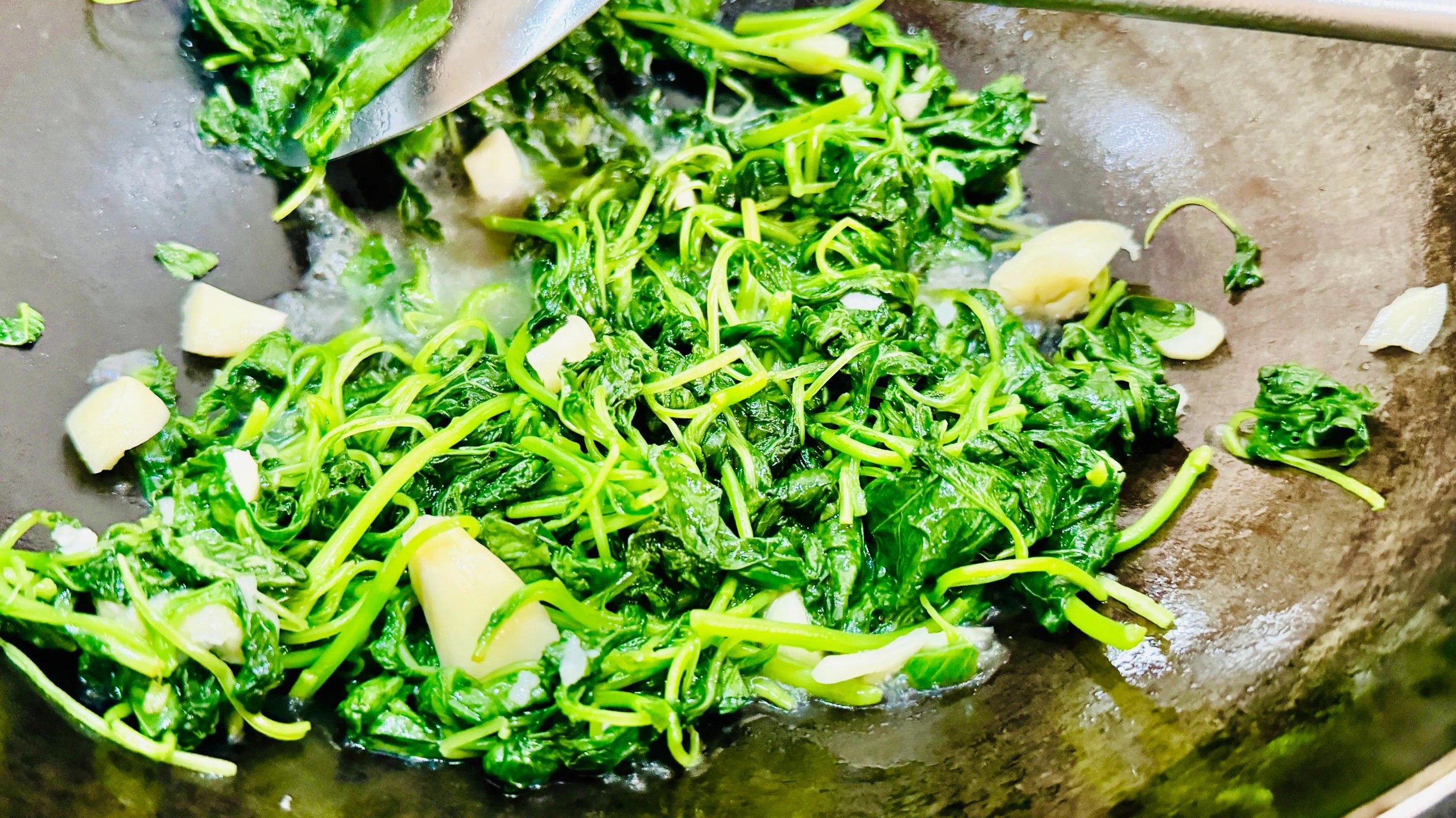Bữa cơm gia đ&igrave;nh ngon miệng cuối tuần với c&aacute;c m&oacute;n dễ l&agrave;m - Ảnh 3.