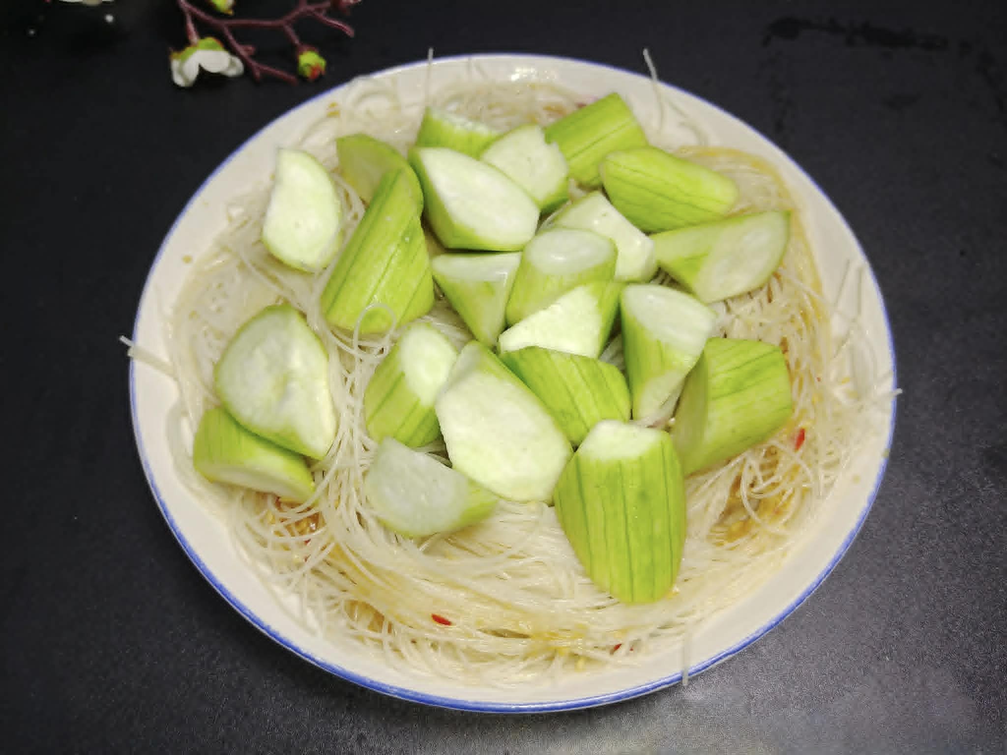 làm món hấp này cho bữa cơm nhà, vừa dễ lại ngon tới mức cả nhà trầm trồ và gắp không ngừng đũa - Ảnh 3. làm món hấp này cho bữa cơm nhà, vừa dễ lại ngon tới mức cả nhà trầm trồ và gắp không ngừng đũa - Ảnh 3.