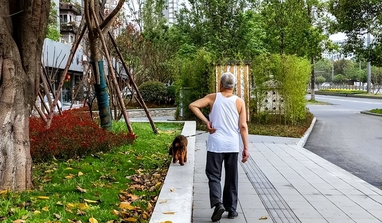 Nhiều người b&aacute;n căn hộ tầng cao để chuyển về chung cư cũ: Sau v&agrave;i năm ở mới nhận ra m&igrave;nh đ&atilde; trả tiền cho qu&aacute; nhiều thứ kh&ocirc;ng thực sự d&ugrave;ng - Ảnh 1.