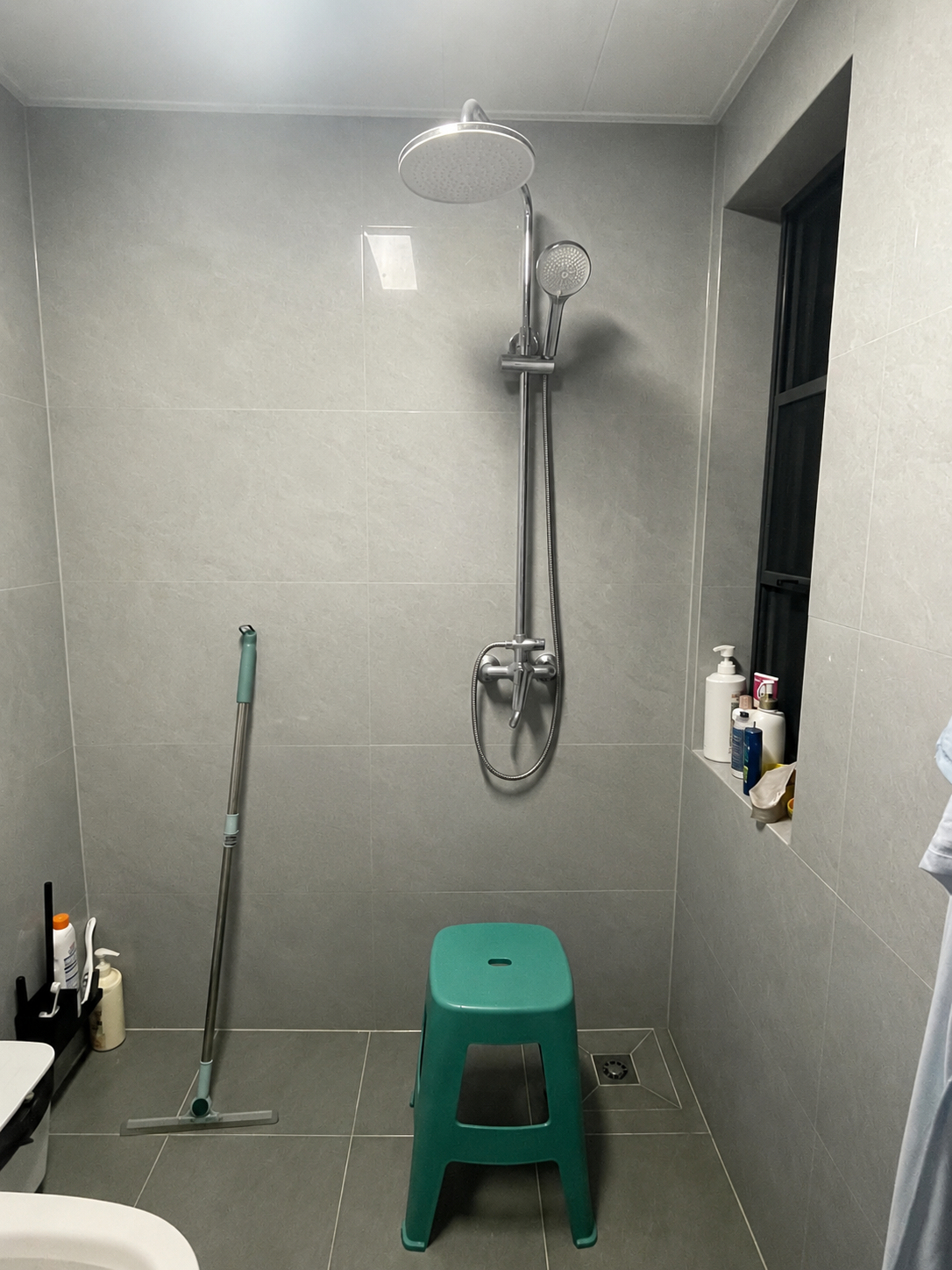 Từng nghĩ chỉ l&agrave; chiếc ghế nhựa b&igrave;nh thường, ai ngờ lại c&oacute; tới 11 c&ocirc;ng dụng khiến nhiều người bất ngờ - Ảnh 8.