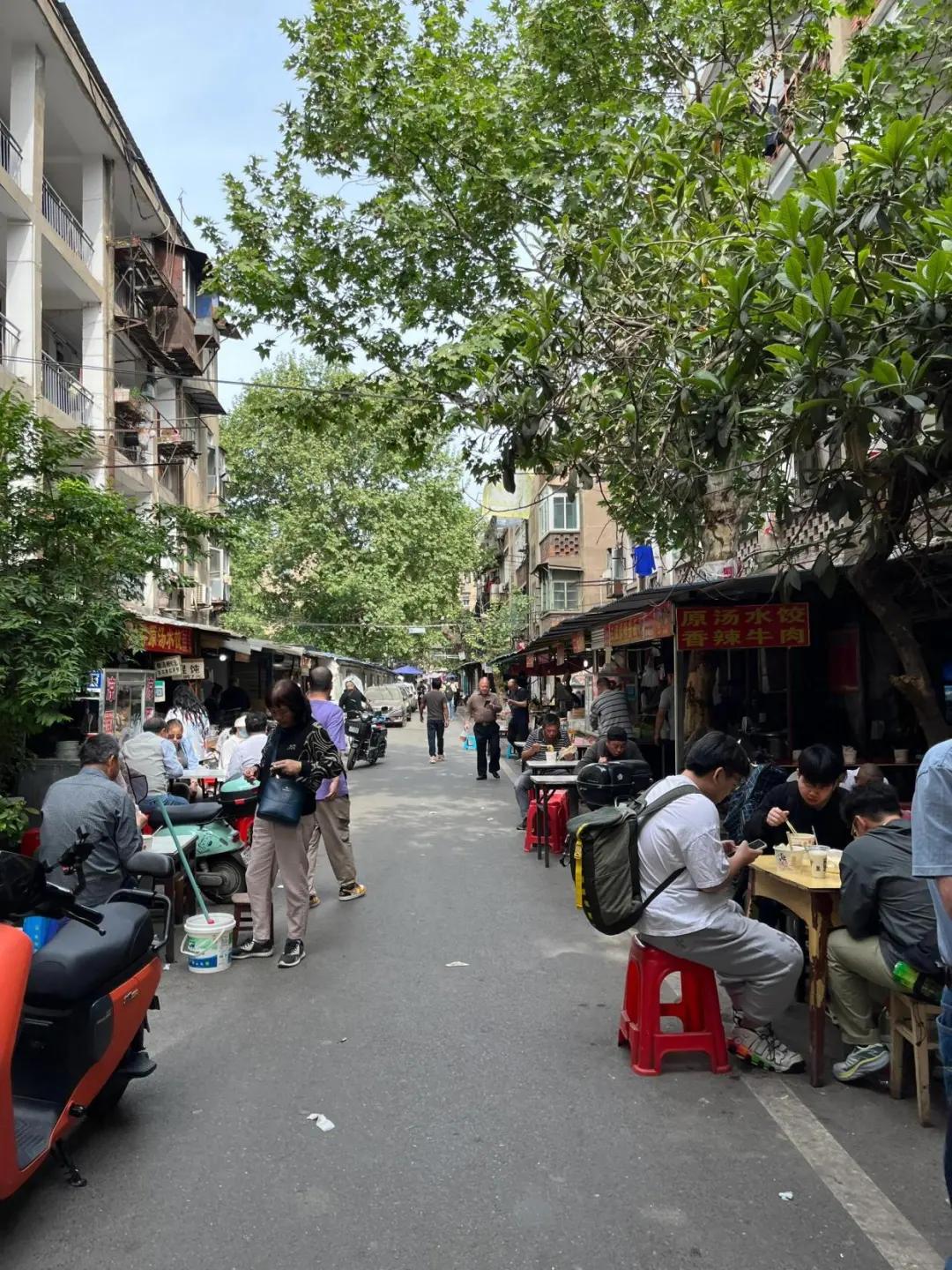 C&oacute; một kiểu hạnh ph&uacute;c mang t&ecirc;n 