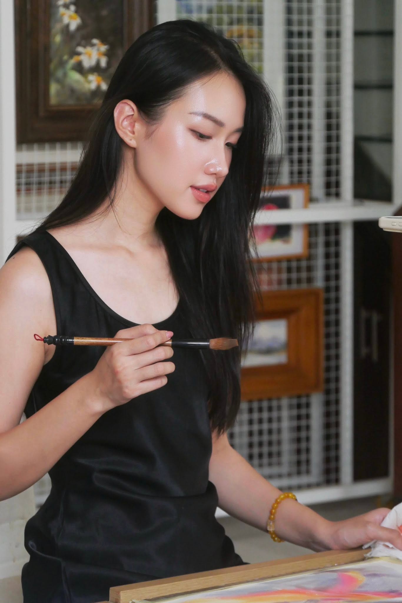 Profile ấn tượng của c&ocirc; g&aacute;i họa sĩ Phan Anh Thư v&agrave; thiếu gia Ho&agrave;ng Việt - Ảnh 8.