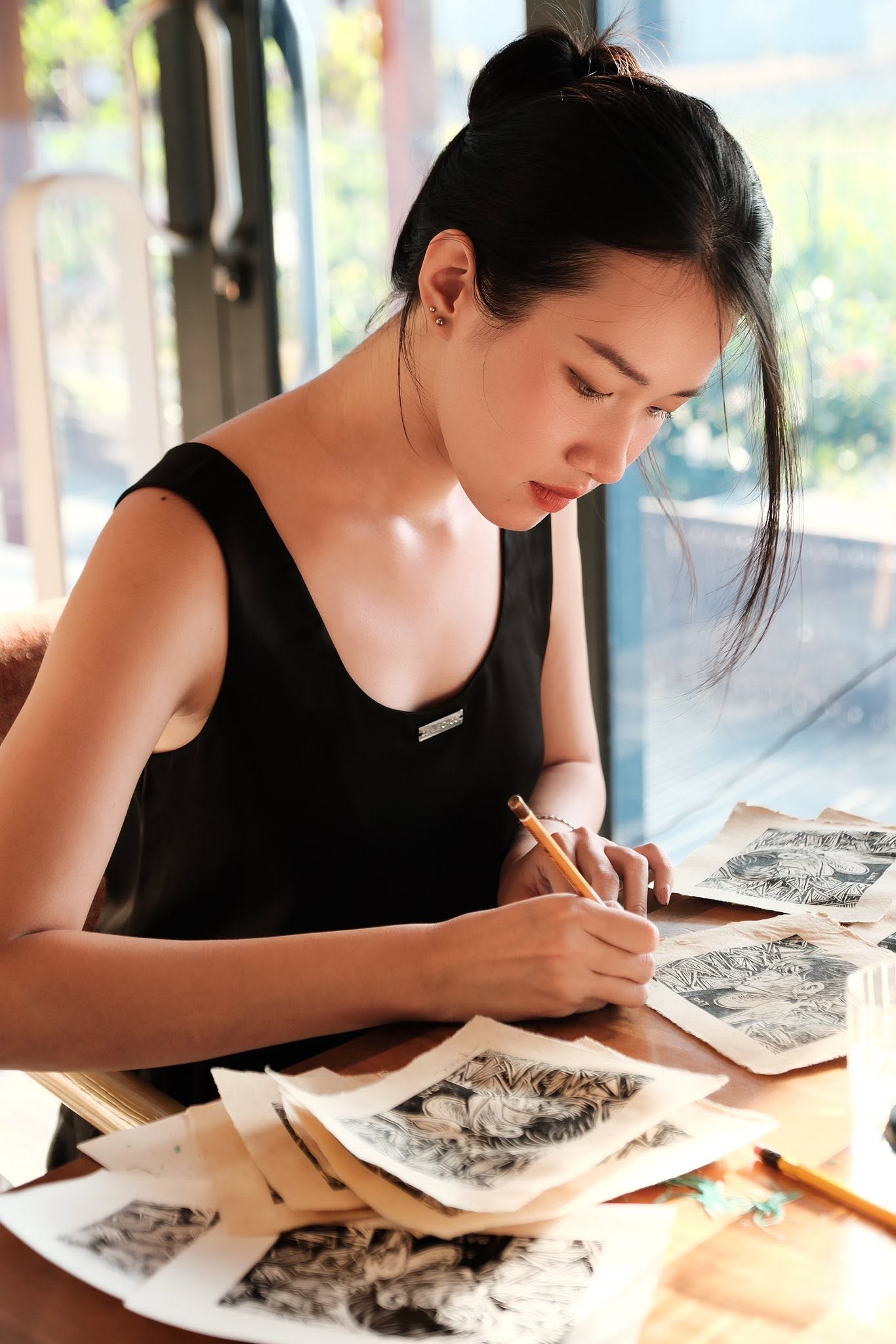 Profile ấn tượng của c&ocirc; g&aacute;i họa sĩ Phan Anh Thư v&agrave; thiếu gia Ho&agrave;ng Việt - Ảnh 16.