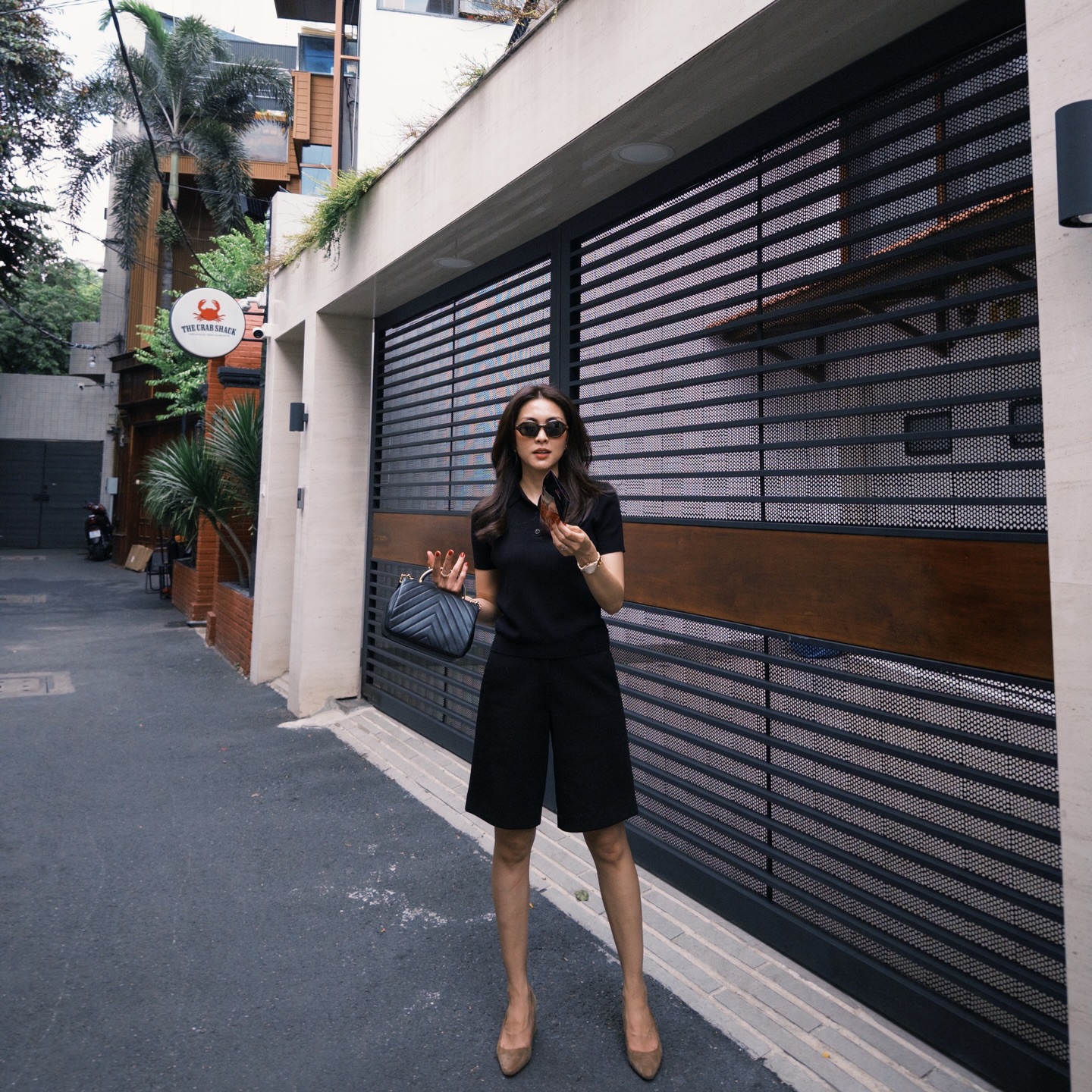 5 item l&agrave; &ldquo;trụ cột&rdquo; trong tủ đồ của Tăng Thanh H&agrave; &ndash; biểu tượng thời trang bền bỉ từ năm n&agrave;y qua năm kh&aacute;c - Ảnh 9.