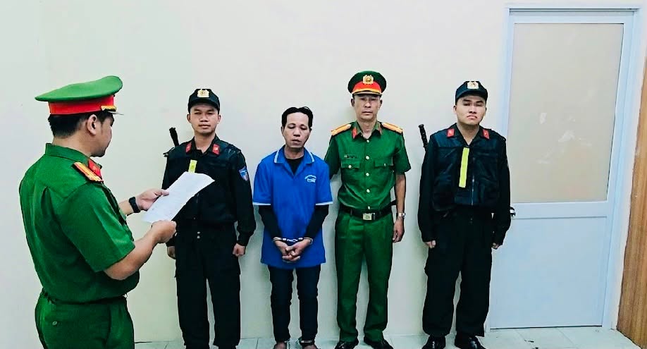 Vụ thi thể nữ trong bao bố ở tp . Hcm: Nghi phạm khai Giết vợ v&igrave; ghen tu&ocirc;ng - Ảnh 1.