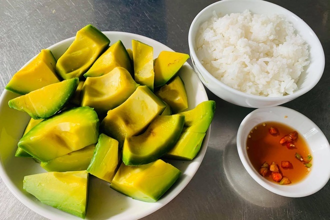 Người đ&agrave;n &ocirc;ng 35 tuổi kh&ocirc;ng rượu hay thuốc vẫn suy thận giai đoạn 3, b&aacute;c sĩ: 4 m&oacute;n ăn s&aacute;ng 