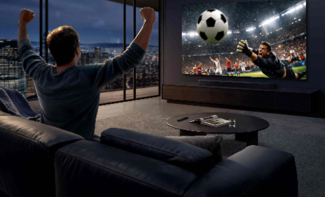 Xem b&oacute;ng đ&aacute; thảnh thơi, mọi thứ đ&atilde; c&oacute; Samsung AI TV lo - Ảnh 1.