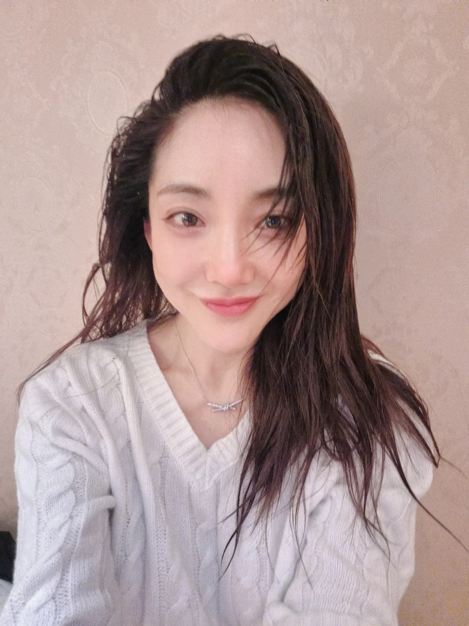 Nữ thần Kpop lu&ocirc;n tự nhận l&agrave; 
