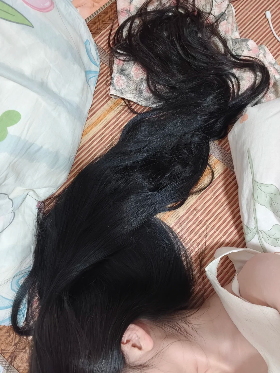 Muối Epsom v&agrave; 2 c&aacute;ch chăm t&oacute;c đơn giản: Da đầu sạch hơn, t&oacute;c mềm hơn nếu d&ugrave;ng đ&uacute;ng - Ảnh 4.
