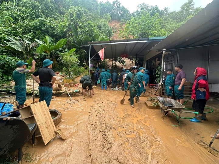 Mưa lớn ở Th&aacute;i Nguy&ecirc;n 2026 g&acirc;y ngập s&acirc;u v&agrave; b&eacute; trai mất t&iacute;ch do lũ cuốn tr&ocirc;i - Ảnh 4.