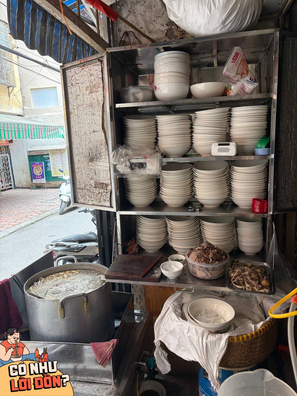 Phở Hà Nội 23 . 000 Đồng và trà đá 2 . 000 Đồng giữa bão giá năm 2026 - Ảnh 19. Phở Hà Nội 23 . 000 Đồng và trà đá 2 . 000 Đồng giữa bão giá năm 2026 - Ảnh 19.