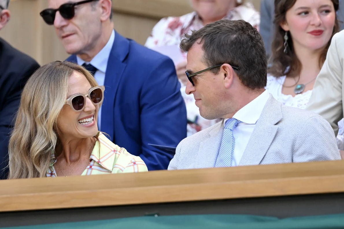 Harriet Sperling v&agrave; Peter Phillips: H&igrave;nh ảnh hạnh ph&uacute;c tại Wimbledon 2026 - Ảnh 2.