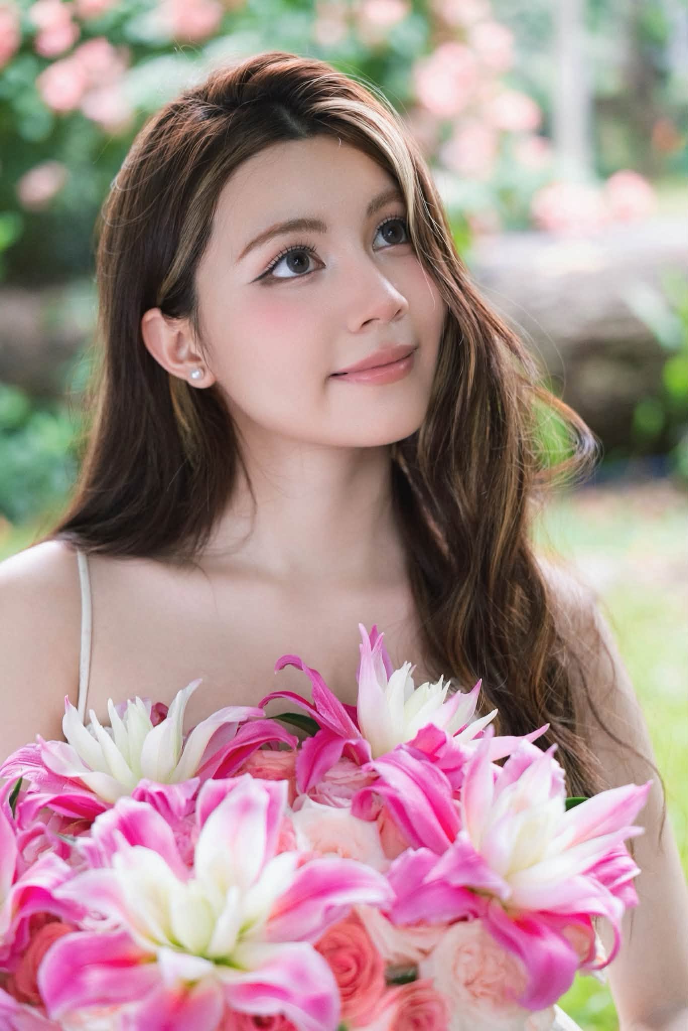 Clip MC Quyền Linh đăng đúng sinh nhật con gái út bất ngờ gây Clip MC Quyền Linh đăng đúng sinh nhật con gái út bất ngờ gây