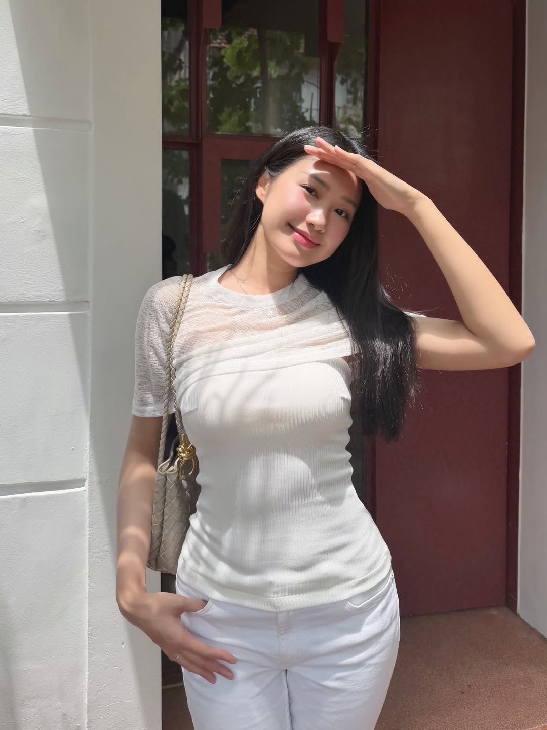 Đo&agrave;n Văn Hậu tranh thủ hẹn h&ograve; Do&atilde;n Hải My ng&agrave;y ĐT Việt Nam 