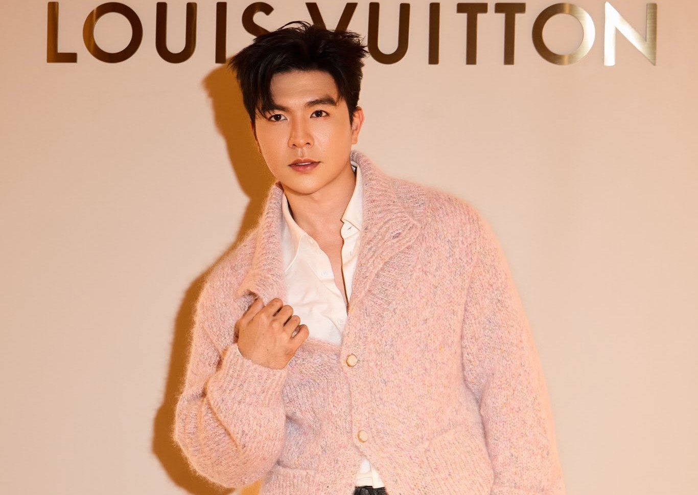 Lần đầu c&oacute; mỹ nam Việt d&aacute;m tự nhận giống Lee Min Ho, netizen nức nở &ldquo;đẹp hơn l&agrave; c&oacute; thật&rdquo;- Ảnh 1.