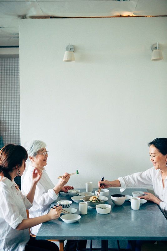 Ng&agrave;y c&agrave;ng nhiều người U60 nghỉ hưu nhưng vẫn đi l&agrave;m: Kh&ocirc;ng hẳn v&igrave; thiếu tiền, họ đang chọn một kiểu tuổi gi&agrave; kh&aacute;c - Ảnh 4.