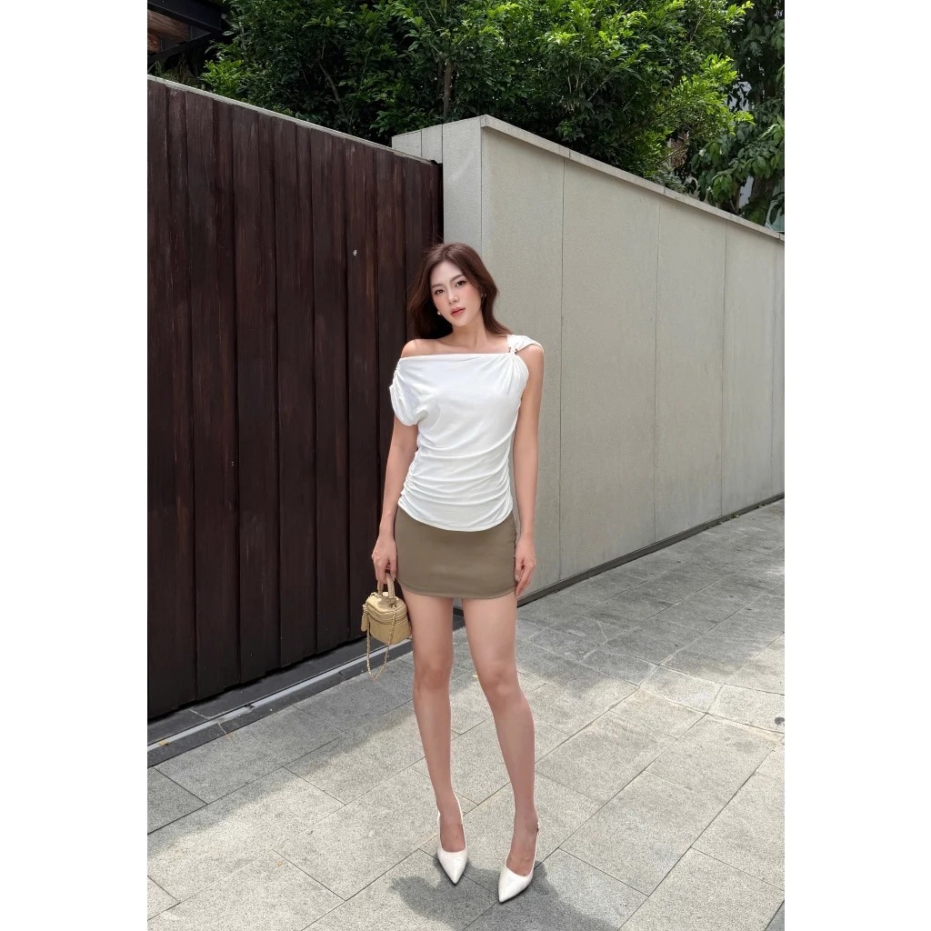 Càng trưởng thành càng thích mặc đơn giản: Không cần hàng hiệu hay chạy theo xu hướng vẫn có thể tạo cảm giác sang và tinh tế - Ảnh 12.
