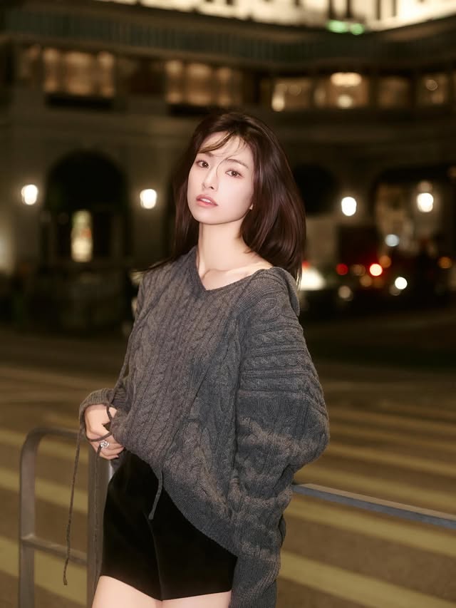 Mỹ nh&acirc;n 1993 hot nhất hiện nay: Nhan sắc ngọt ng&agrave;o 