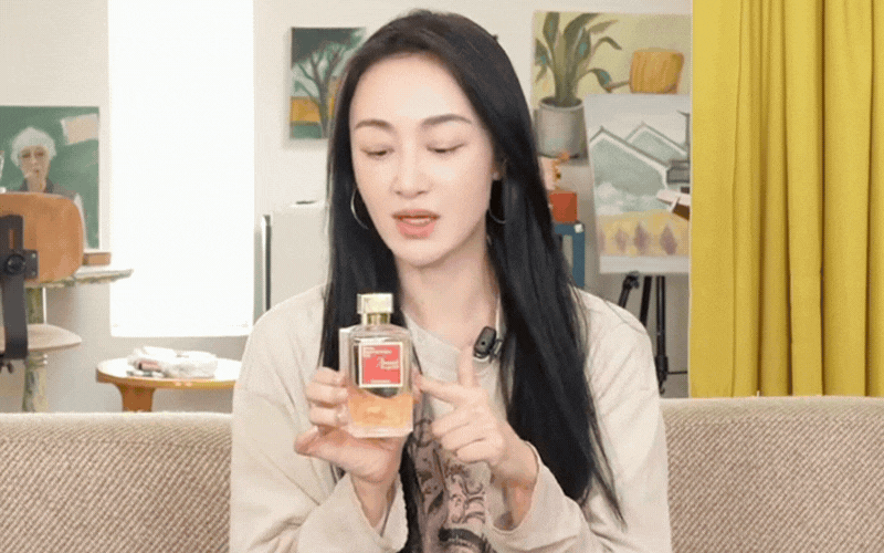 Không cần nước hoa đắt tiền, vì sao có người lúc nào cũng “thơm sang”? Bí mật nằm ở cách chọn mùi - Ảnh 3.