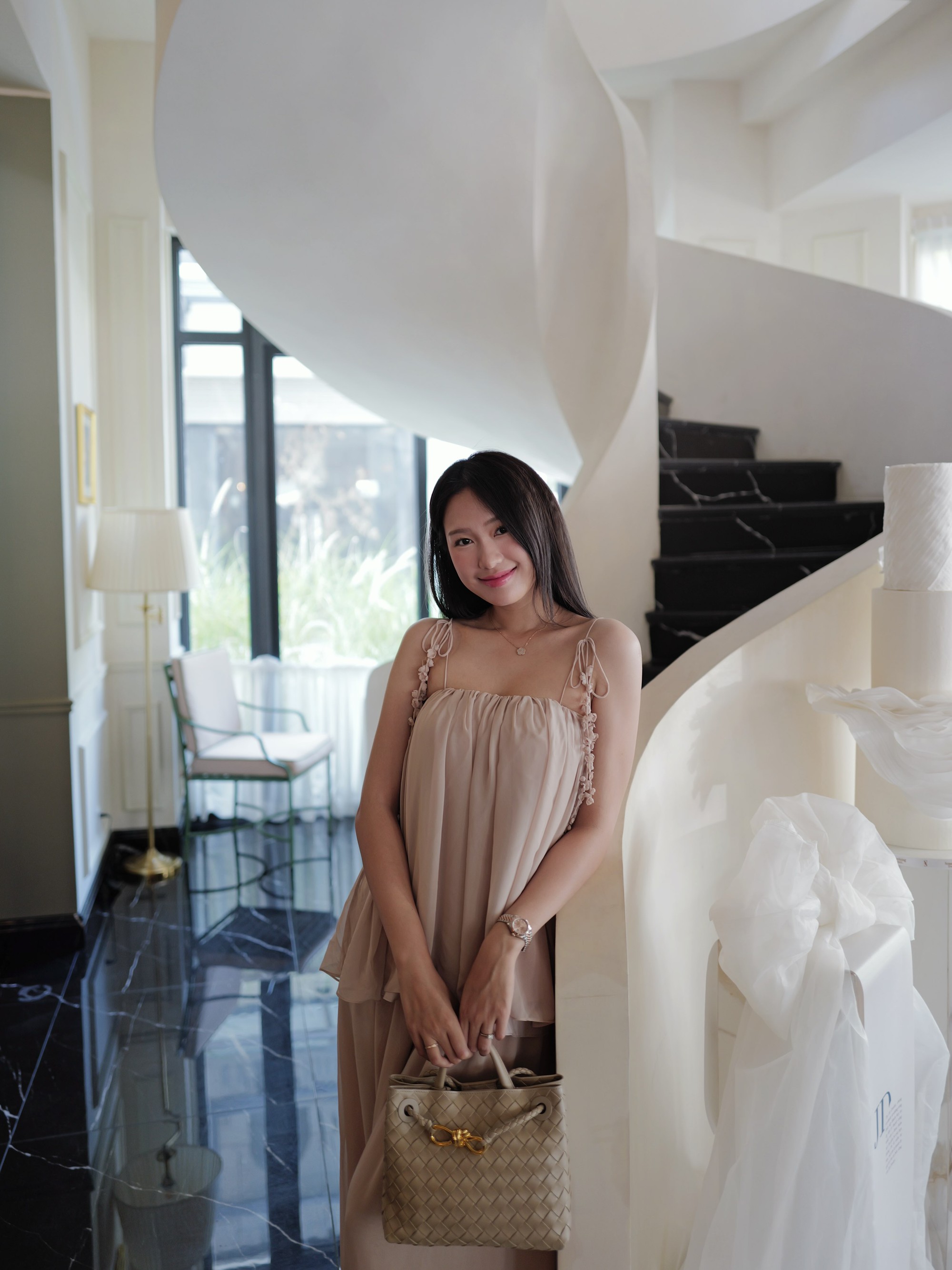 Do&atilde;n Hải My: Tiểu thư sang chảnh v&agrave; cuộc sống giản dị tại biệt thự văn Hậu - Ảnh 1.