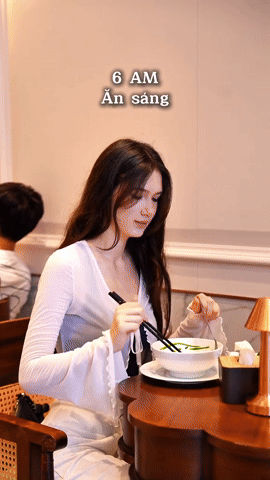 Đặng Thanh Giang tỏa sáng như công chúa trong bộ váy cưới tại show diễn Đỗ Long - Ảnh 4. Đặng Thanh Giang tỏa sáng như công chúa trong bộ váy cưới tại show diễn Đỗ Long - Ảnh 4.