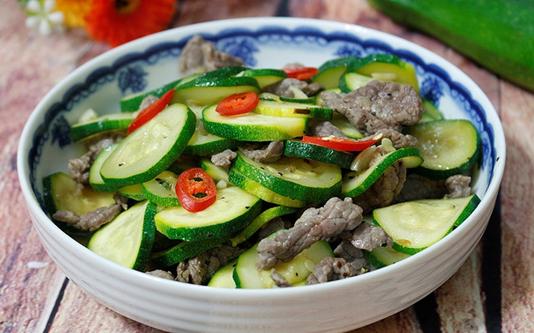 M&ugrave;a thu đừng bỏ qua những loại rau củ n&agrave;y: Ăn đ&uacute;ng c&aacute;ch c&oacute; thể hỗ trợ huyết &aacute;p, tốt cho mạch m&aacute;u v&agrave; g&oacute;p phần bảo vệ sức khỏe tim mạch - Ảnh 1.