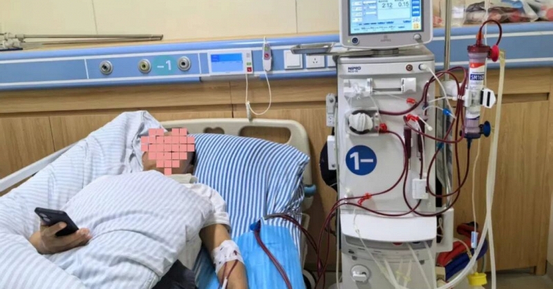 Chủ xe đồ ăn ph&aacute;t hiện teo thận phải, suy thận giai đoạn 3, người vợ kh&oacute;c: 