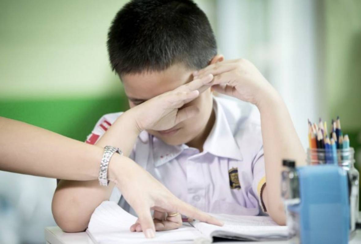 4 vị tr&iacute; n&agrave;y tr&ecirc;n cơ thể trẻ, bố mẹ c&oacute; giận mấy cũng tuyệt đối kh&ocirc;ng được t&aacute;c động v&agrave;o!- Ảnh 2.