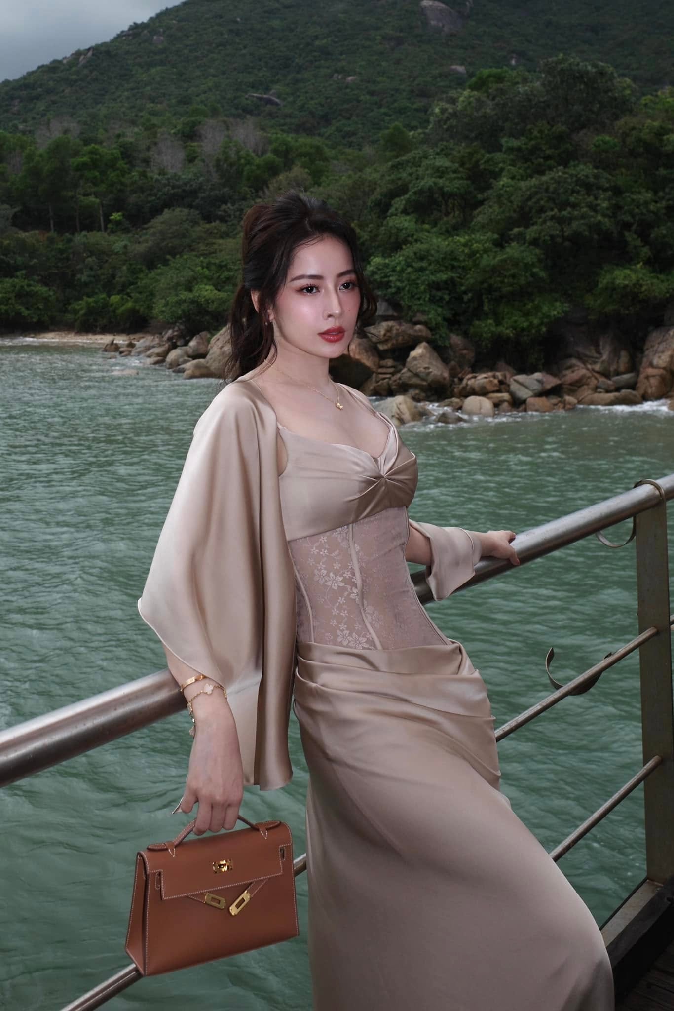 Ngọc Loan và Chi Pu đọ sắc: Cuộc sống khác biệt của hai mỹ nhân sinh năm 1993 - Ảnh 8.