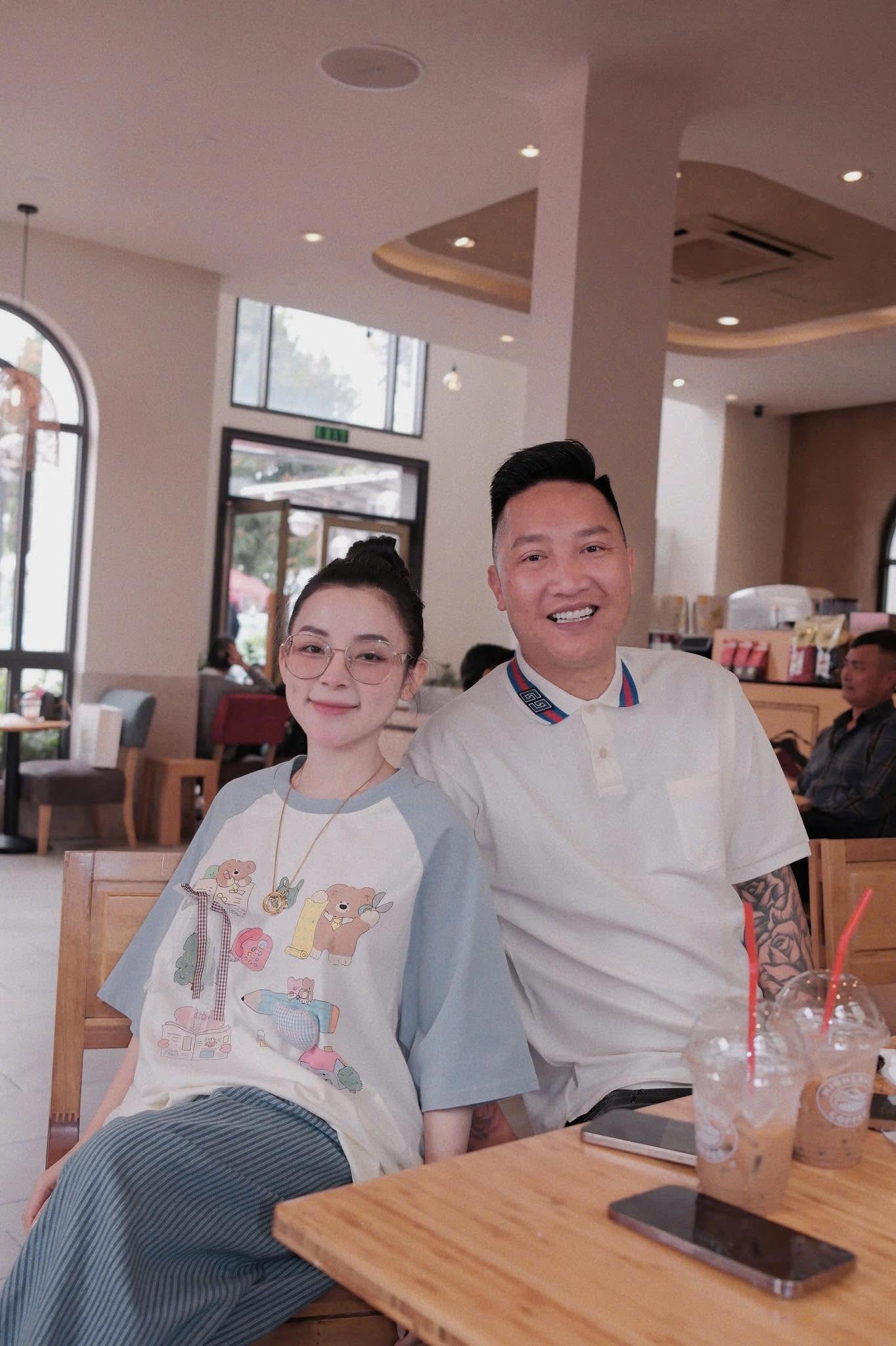 Vợ Huấn Hoa Hồng Phạm Thị Ngọc Linh: Cuộc đời v&agrave; sự nghiệp của hot girl kinh doanh online - Ảnh 4.