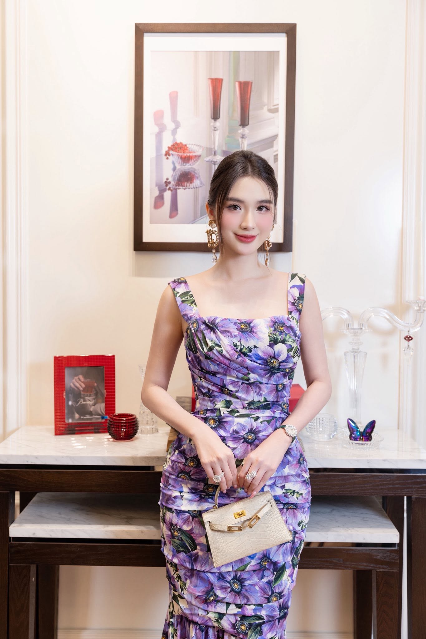 Ngọc Loan và Chi Pu đọ sắc: Cuộc sống khác biệt của hai mỹ nhân sinh năm 1993 - Ảnh 5.