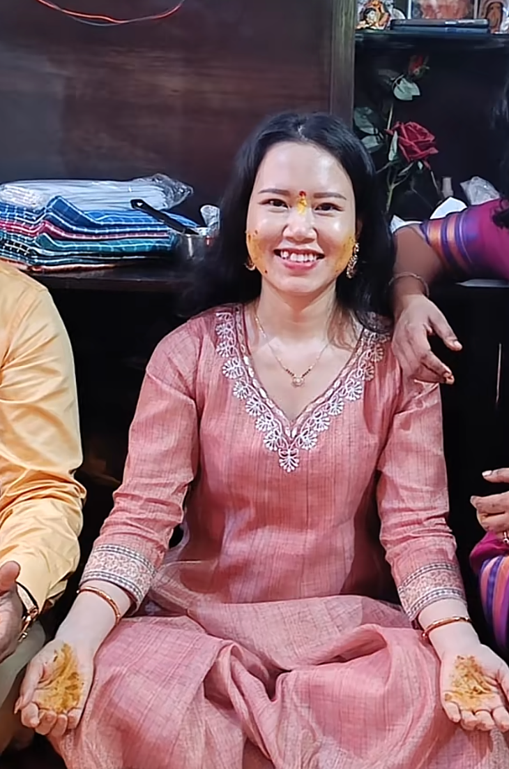 C&ocirc; d&acirc;u Việt lấy 
