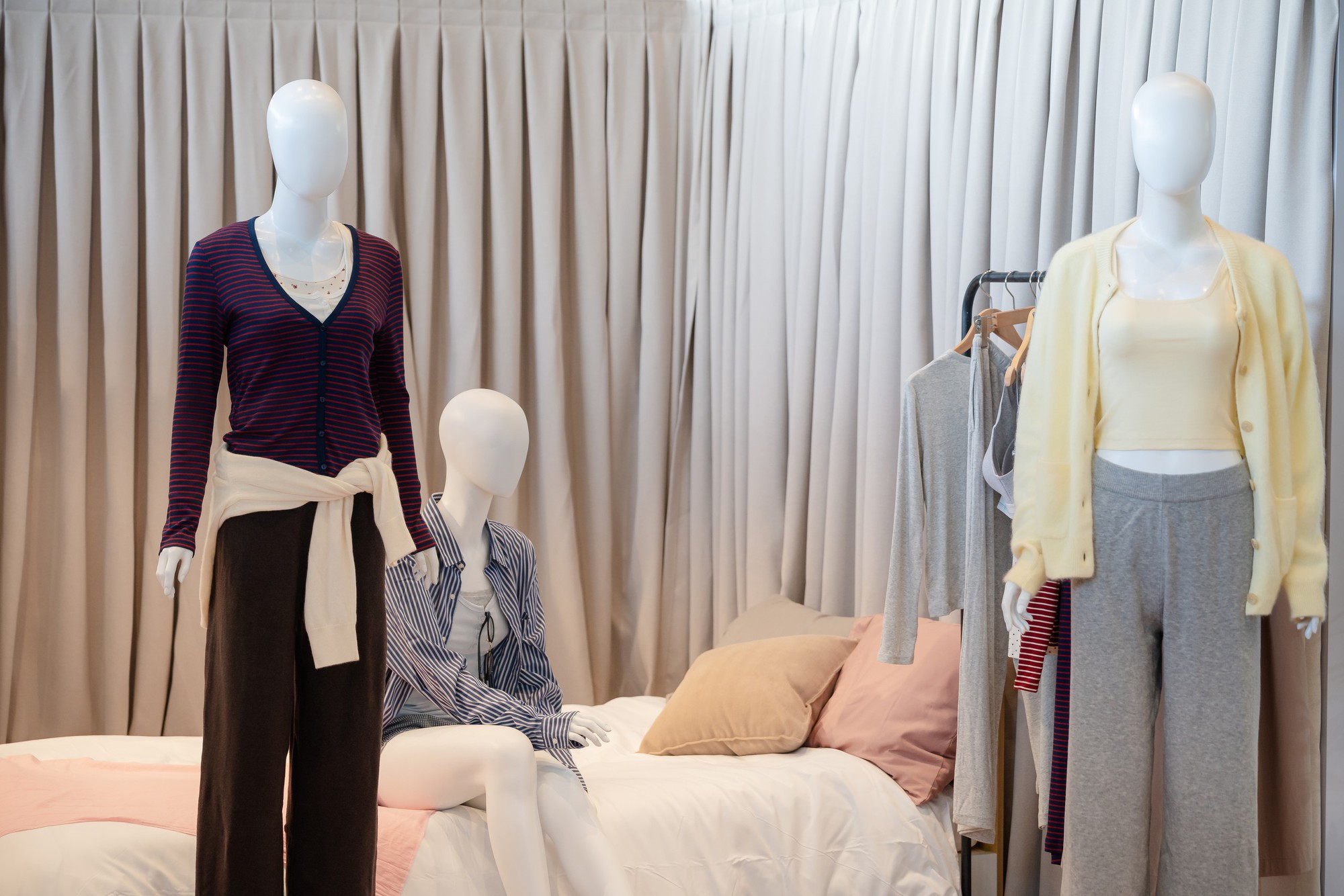 Uniqlo ra mắt BST Lifewear Thu/Đ&ocirc;ng 202 lấy cảm hứng từ nhịp sống đ&ocirc; thị hiện đại  - Ảnh 11.
