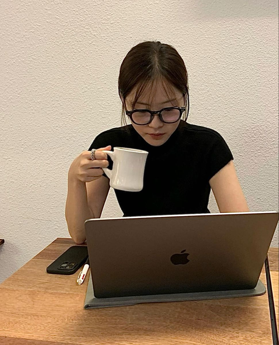V&igrave; sao bỏ c&agrave; ph&ecirc;, hạn chế ăn ngo&agrave;i m&agrave; cuối th&aacute;ng bạn vẫn chẳng tiết kiệm được bao nhi&ecirc;u? - Ảnh 2.