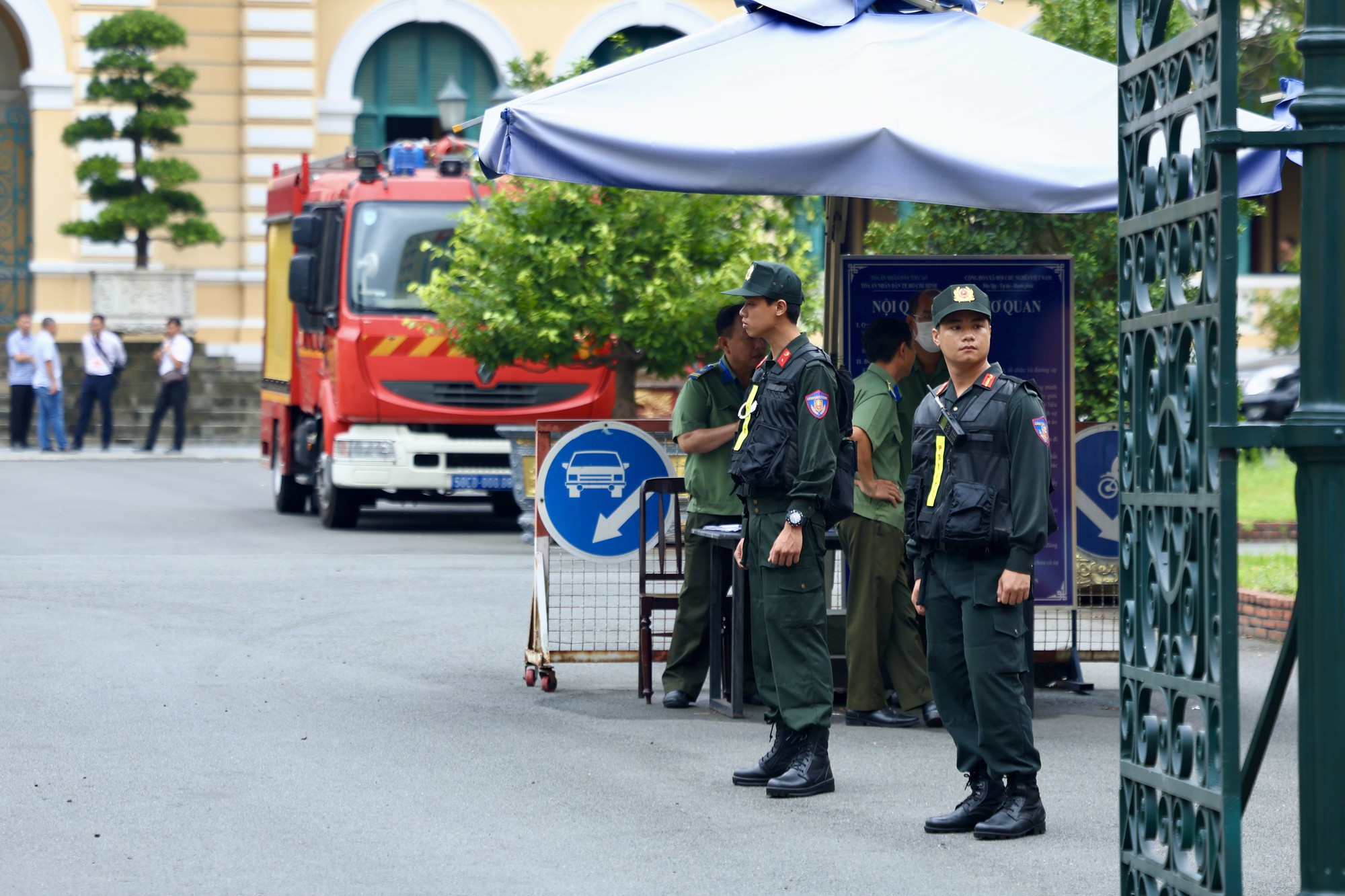 Phiên tòa 227 bị cáo trong chuyên án ma túy VN10: Hơn 100 luật sư tham gia bào chữa đã có mặt - Ảnh 19. Phiên tòa 227 bị cáo trong chuyên án ma túy VN10: Hơn 100 luật sư tham gia bào chữa đã có mặt - Ảnh 19.